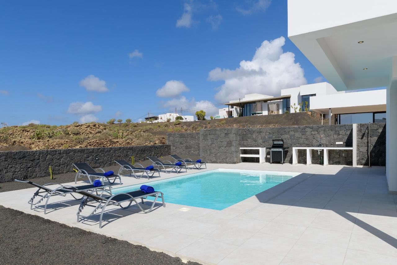 Villa Ainara Тиас Экстерьер фото
